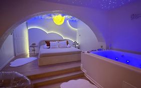 Moon Room, Nuit Insolite - Ollioules Toulon Var